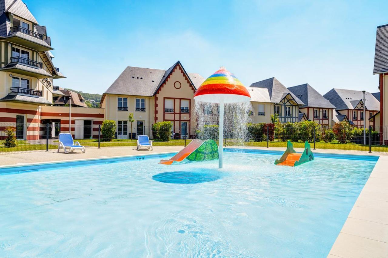 Residence Goelia Le Victoria Blonville-sur-Mer Bagian luar foto